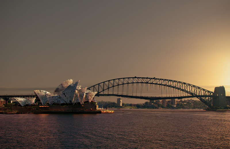 Illustration for article titled This Is What Famous Landmarks Would Look Like After A Global Disaster
